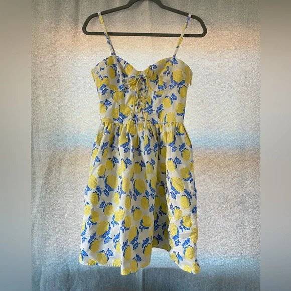 JUICY COUTURE Yellow Rose Embroidered Dress US 6 JUICY COUTURE Yellow Rose Embroidered Dress US 6
